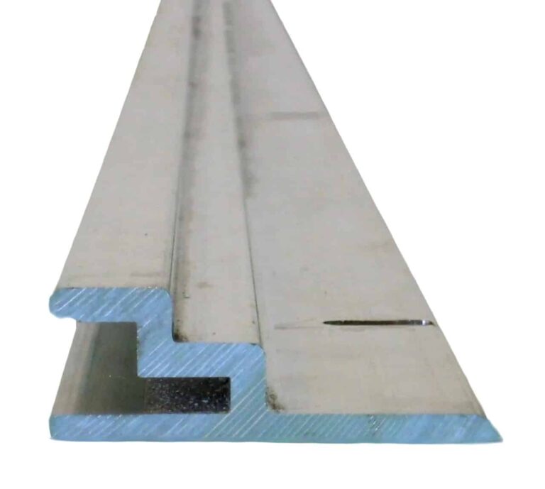 Premium Kennel Clad Insulated Guillotine Door