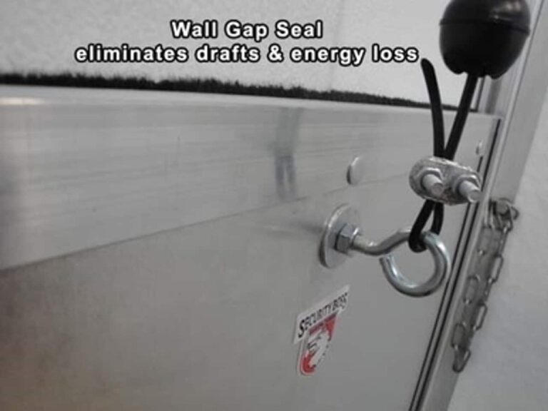Kennel Clad™ Insulated Guillotine Door