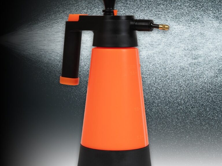 Cleaner/Disinfectant Compression Sprayer
